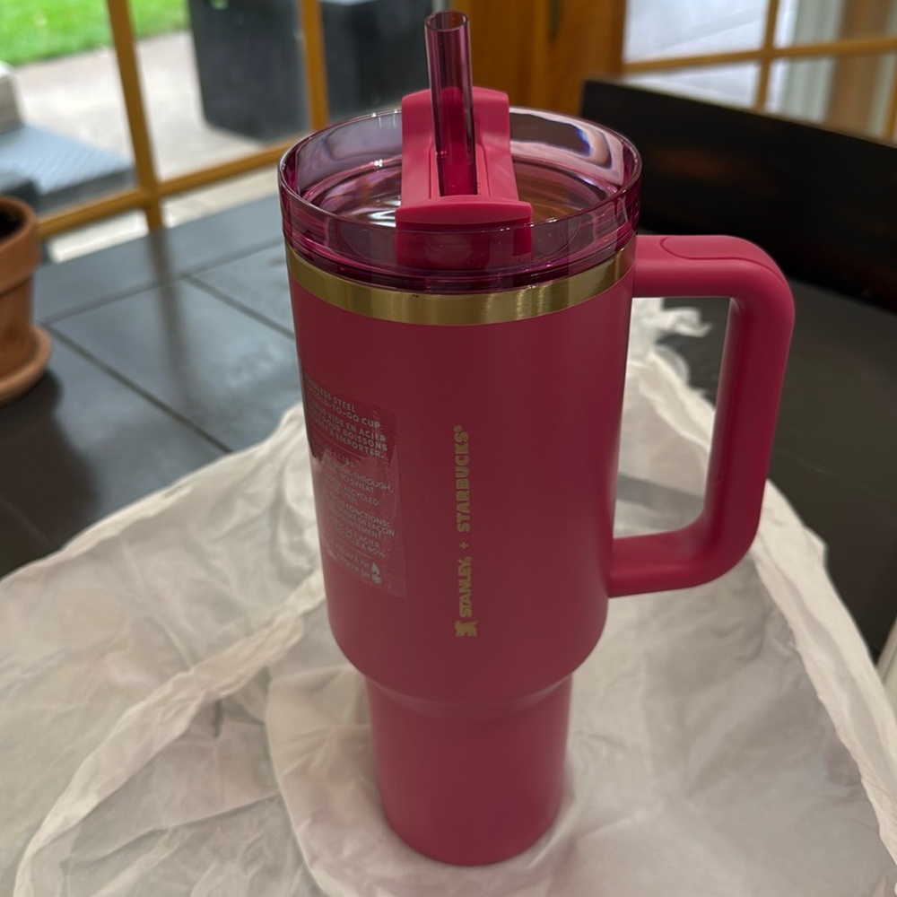 - 2024 Stanley x Starbucks 40 oz quencher in pink and gold